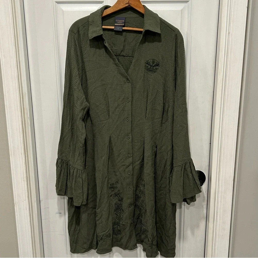 Torrid Outlander Dragonfly Mini Bell Sleeve Collared Shirt Dress Plus Sz 1 (1X) - Picture 2 of 8